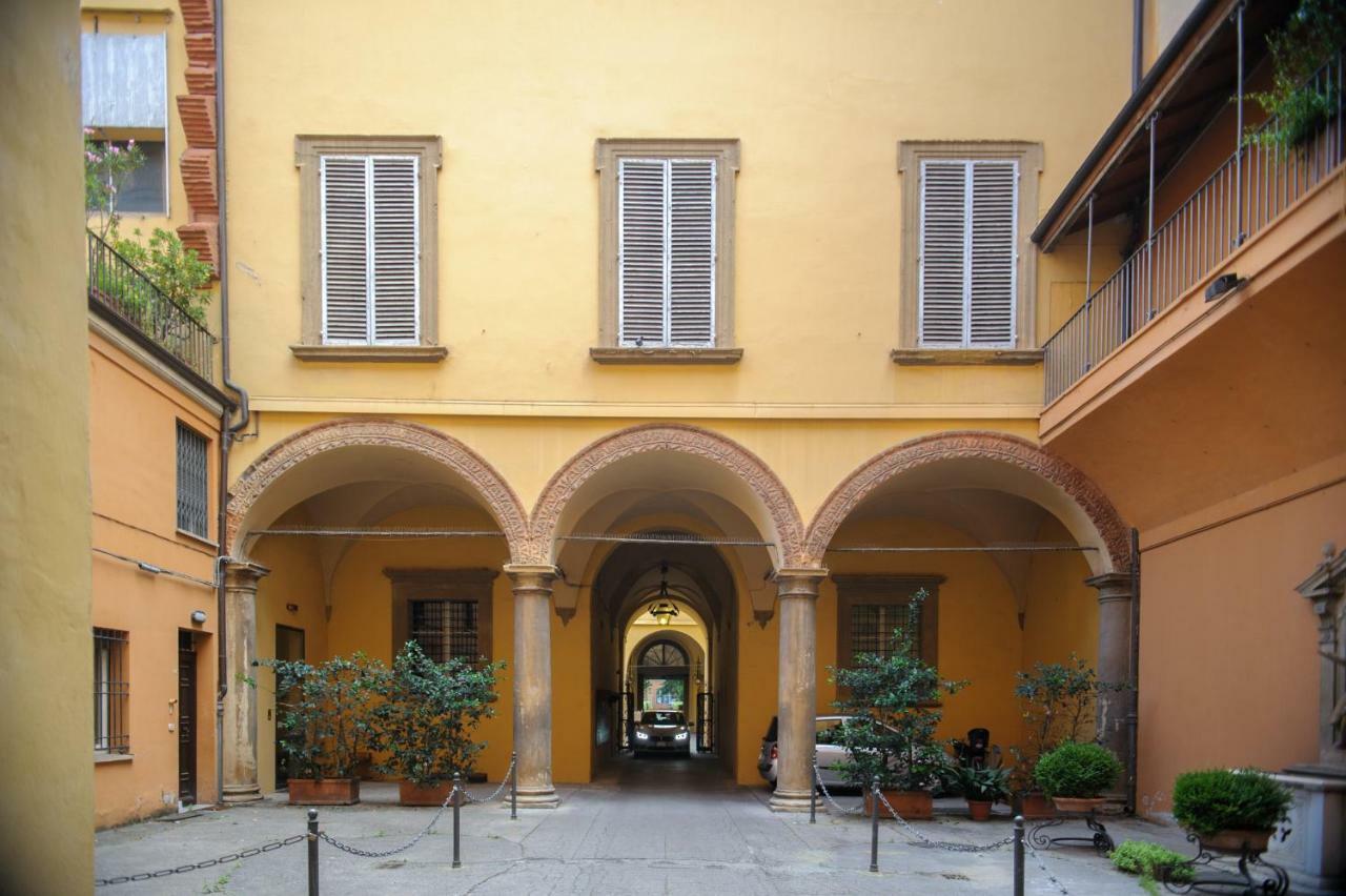 Andrea Luxury Apartments Strada Maggiore Studio 1 Bologna Exterior photo