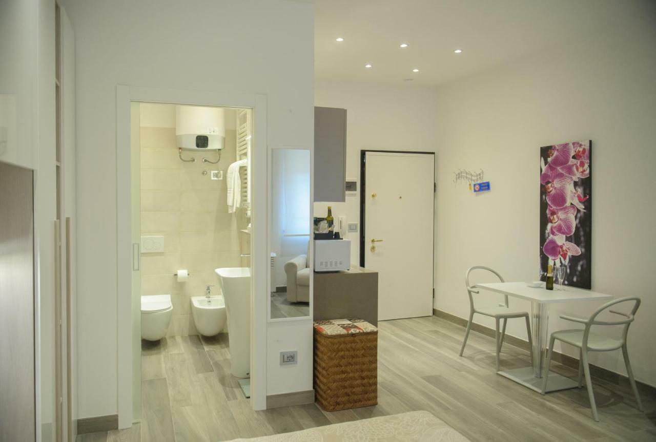 Andrea Luxury Apartments Strada Maggiore Studio 1 Bologna Exterior photo